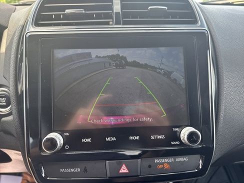 Used 2021 Mitsubishi Outlander Sport ES image 23