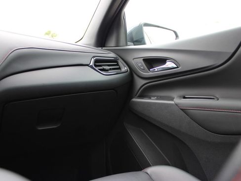 Used 2022 Chevrolet Equinox RS w/ RS Leather Package AWD/4WD image 44