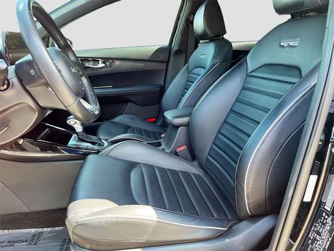 Used 2023 Kia Forte GT-Line w/ GT-Line Premium Package image 19