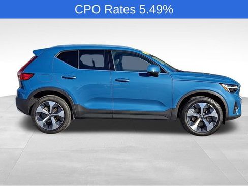 Certified 2023 Volvo XC40 B5 Plus w/ Driver Assist Package AWD/4WD image 9