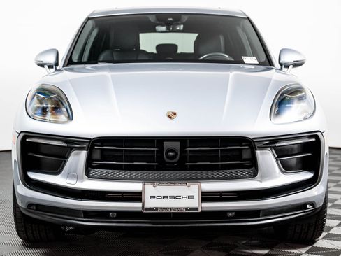 Certified 2023 Porsche Macan AWD/4WD image 7