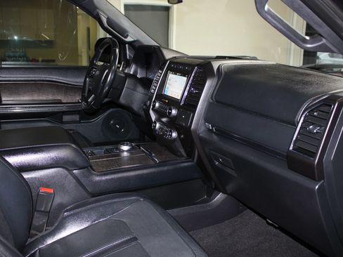 Used 2019 Ford Expedition Max Limited w/ Equipment Group 301A RWD image 44