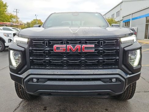 New 2026 GMC Canyon Elevation w/ Convenience Package image 2