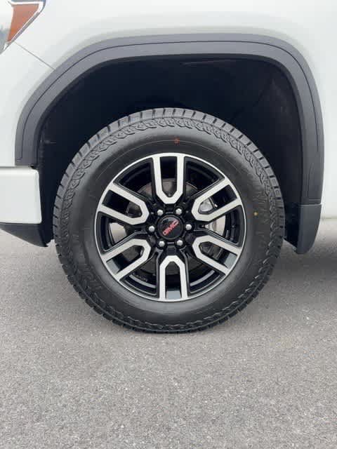 Used 2021 GMC Sierra 1500 AT4 AWD/4WD image 9