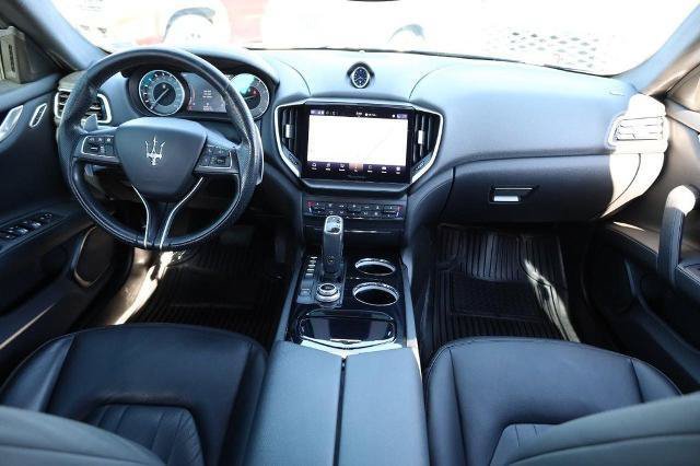 Used 2022 Maserati Ghibli Modena RWD image 24