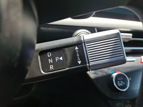Used 2025 Hyundai Sonata SEL FWD image 16