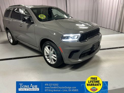 Used 2024 Dodge Durango GT image 1