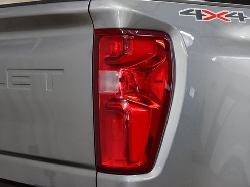 Used 2024 Chevrolet Silverado 3500 W/T image 21