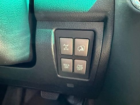 Used 2015 Lexus LX 570 4WD image 45
