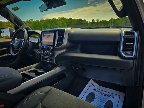 New 2026 RAM 1500 Express AWD/4WD image 35