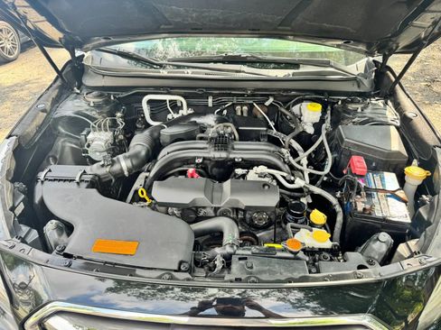 Used 2019 Subaru Outback 2.5i Limited AWD/4WD image 18