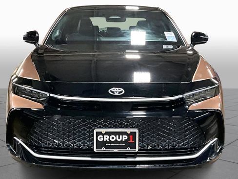 Used 2023 Toyota Crown Platinum image 4