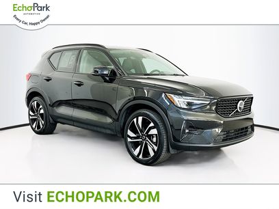 Used 2025 Volvo XC40 B5 Plus