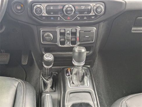 Used 2021 Jeep Wrangler Unlimited Sahara w/ Safety Group image 19