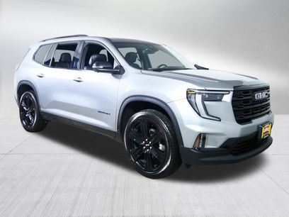 Used 2025 GMC Acadia Elevation w/ Elevation Premium Package