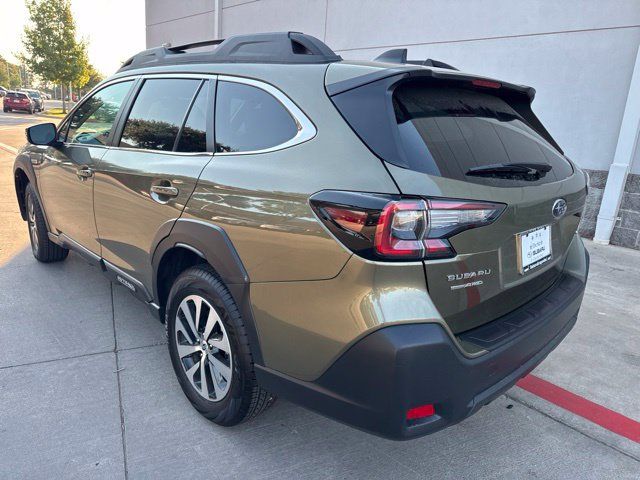 Certified 2025 Subaru Outback Premium AWD/4WD image 5