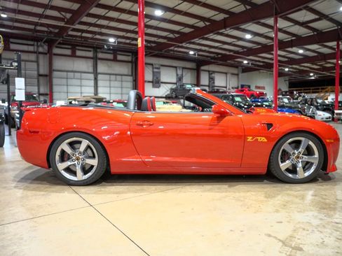 Used 2011 Chevrolet Camaro SS w/ RS Package image 10