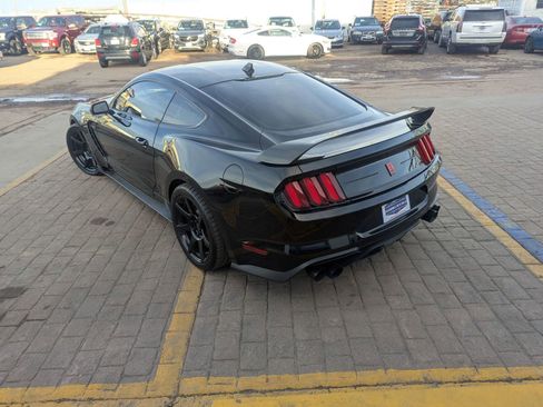Used 2020 Ford Mustang Shelby GT350 RWD image 3