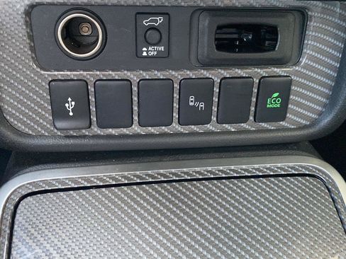 Used 2022 Mitsubishi Outlander SEL AWD/4WD image 31