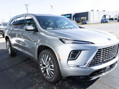 New 2026 Buick Enclave Avenir w/ Super Cruise Package image 4