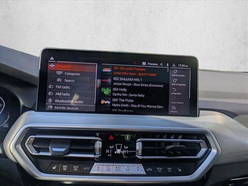 Used 2024 BMW X4 xDrive30i w/ Premium Package image 13