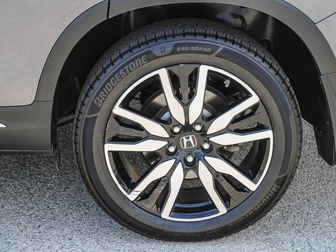 Certified 2022 Honda Pilot Elite image 12
