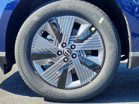 New 2025 Nissan Murano SL image 6