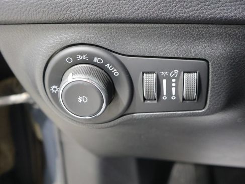 Used 2017 Jeep Compass Limited AWD/4WD image 32