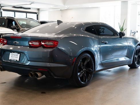 Used 2023 Chevrolet Camaro LT RWD image 4