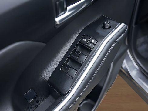 Used 2023 Toyota Highlander XSE image 23