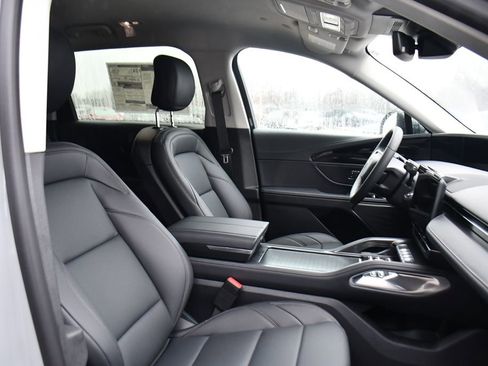 Used 2026 Lincoln Nautilus Premier w/ Jet Appearance Package AWD/4WD image 16