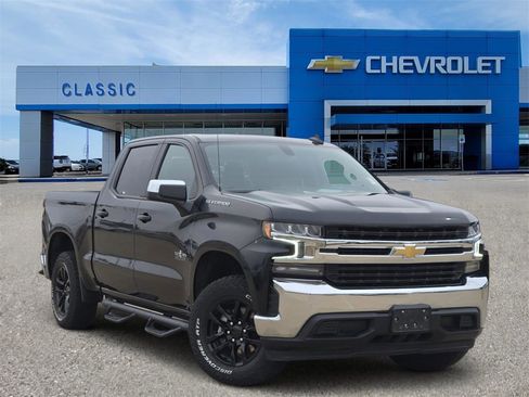 Used 2022 Chevrolet Silverado 1500 LT w/ Bed Protection Package image 1