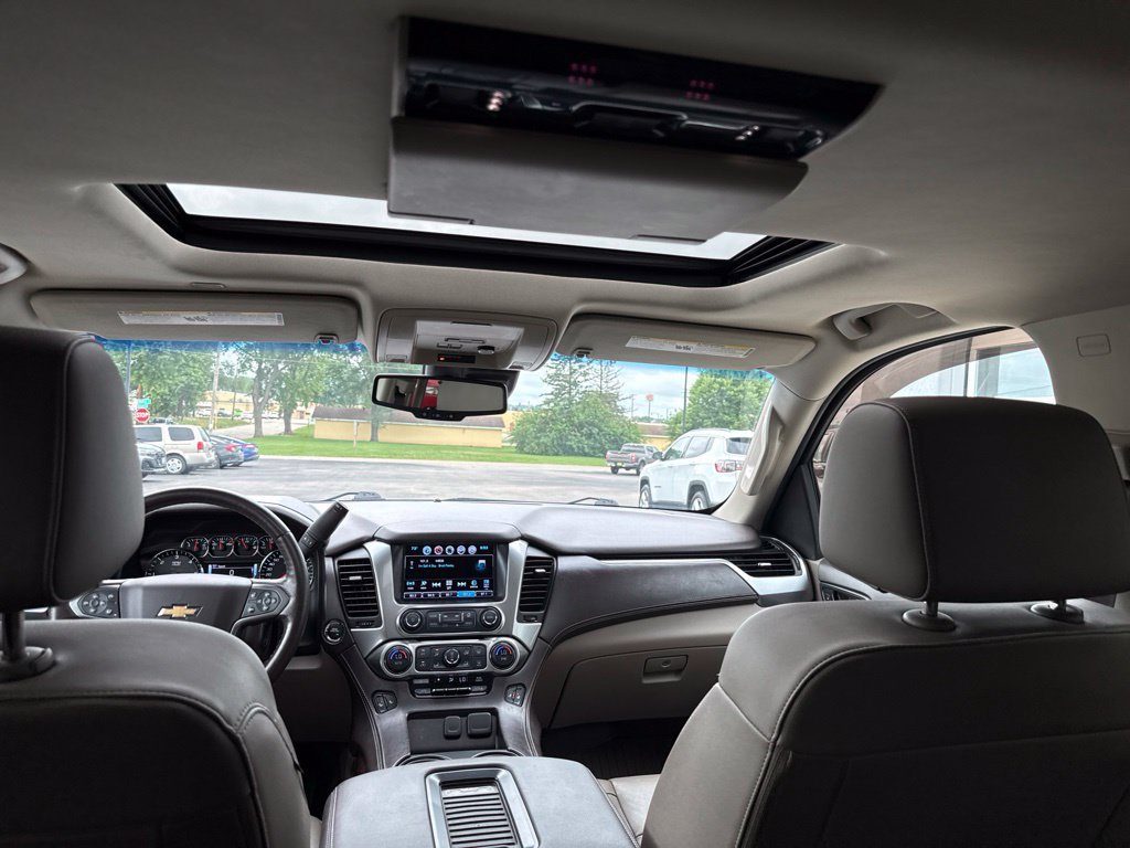 Used 2017 Chevrolet Tahoe LT w/ LT Signature Package AWD/4WD image 38