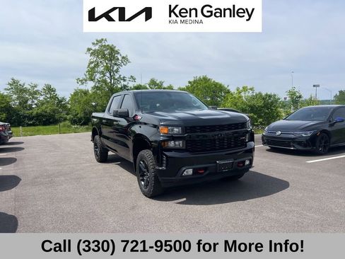 Used 2019 Chevrolet Silverado 1500 Custom Trail Boss w/ Custom Convenience Package AWD/4WD image 3