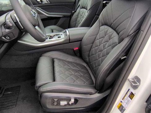 New 2026 BMW X5 xDrive50e w/ M Sport Package image 17