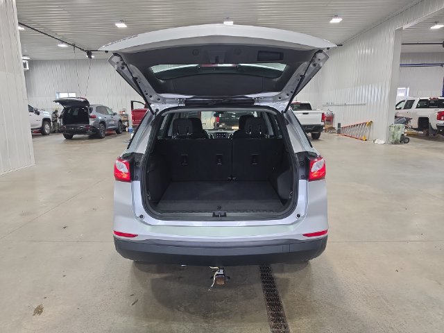 Used 2020 Chevrolet Equinox LS FWD image 25