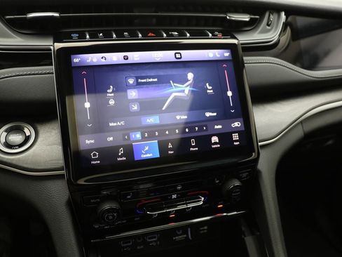 Used 2023 Jeep Grand Cherokee 4WD 4xe image 23