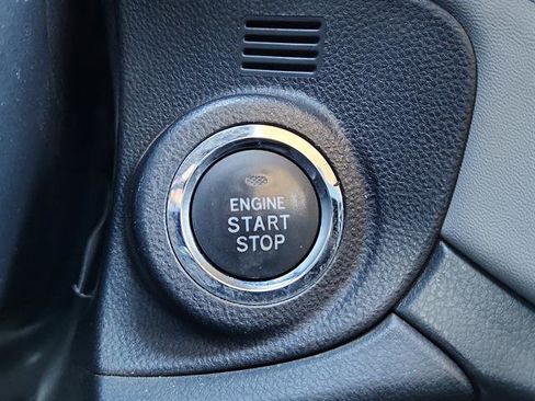 Used 2024 Subaru Outback Premium image 21