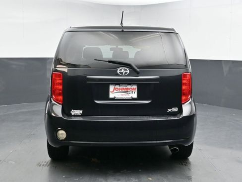 Used 2008 Scion xB image 7