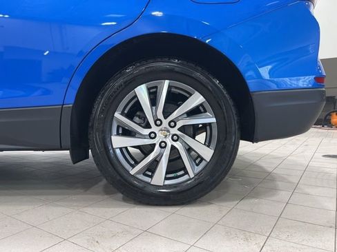 Used 2024 Chevrolet Equinox LT image 23