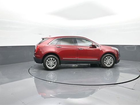 Used 2018 Cadillac XT5 Luxury w/ Driver Awareness Package image 8