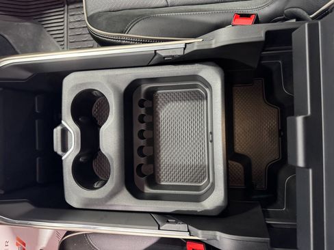 Used 2024 RAM 3500 Laramie image 39