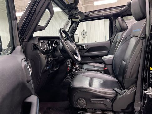 Used 2021 Jeep Wrangler Unlimited Rubicon 4xe w/ Cold Weather Group image 19