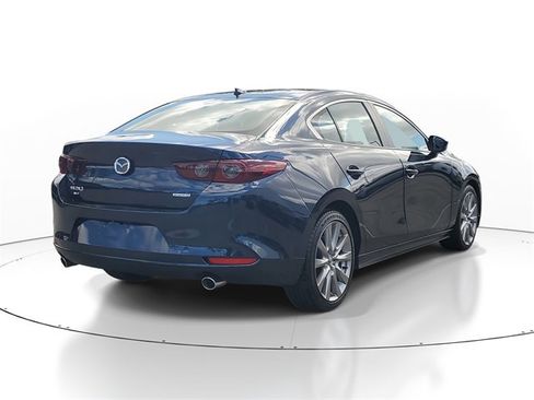 Used 2020 MAZDA MAZDA3 AWD Sedan w/ Preferred Package image 4