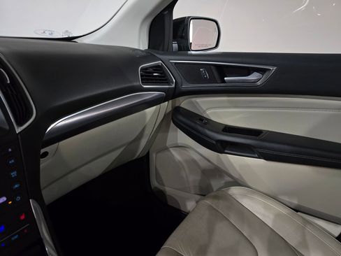 Used 2016 Ford Edge Titanium w/ Equipment Group 302A image 34