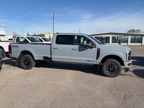 New 2026 Ford F250 Platinum image 7