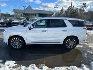 Used 2023 Hyundai Palisade Calligraphy video 2