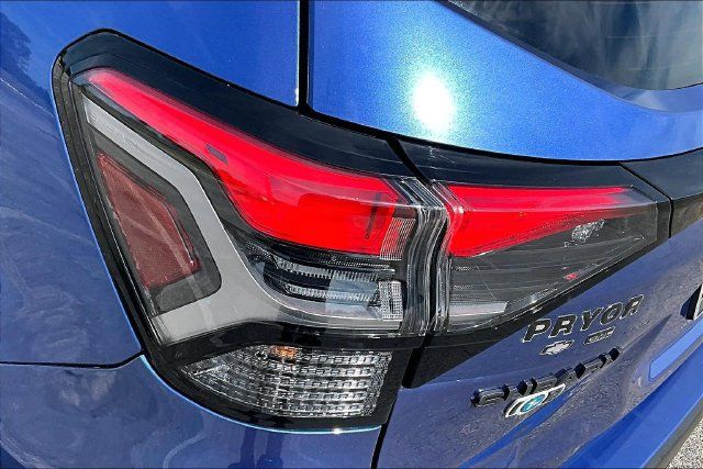 Used 2025 Subaru Forester Limited AWD/4WD image 23