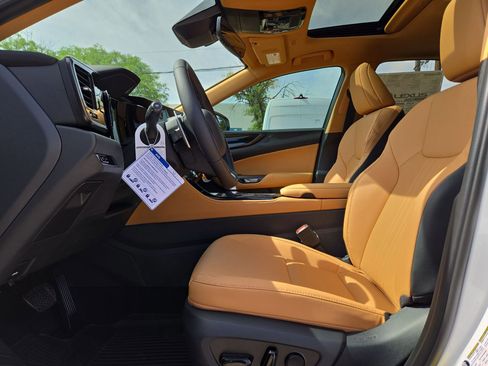 New 2026 Lexus NX 350 AWD image 16