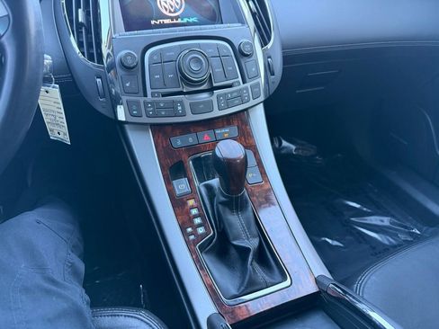 Used 2013 Buick LaCrosse Leather w/ Entertainment Package image 18